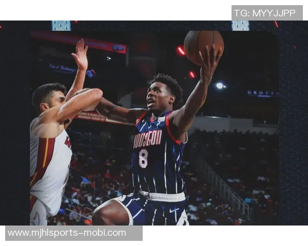 张佳玮分析杰伦布朗东部表现如SGA般稳定且得分能力持续提升 张佳玮分析杰伦布朗东部表现如SGA般稳定且得分能力持续提升