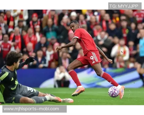 拉门斯称赞阿莫林减轻球队压力战胜利物浦只是新的起点